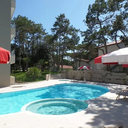 Apartment Newly Constructed With Pool And Hot Tub Bibione